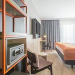 - The Niu, Amity By Ihg Hotel 3*