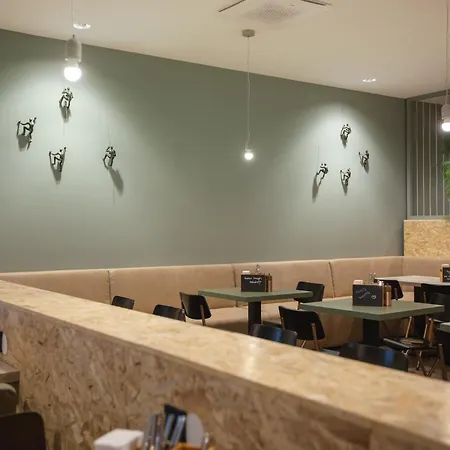 - The Niu, Amity By Ihg Potsdam