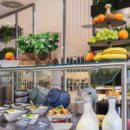 - The Niu, Amity By Ihg Hotel Poczdam