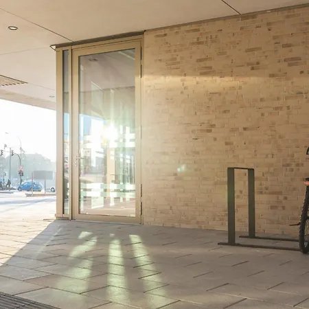 - The Niu, Amity By Ihg Hotel 3*