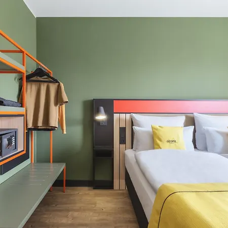 - The Niu, Amity By Ihg Hotel Potsdam
