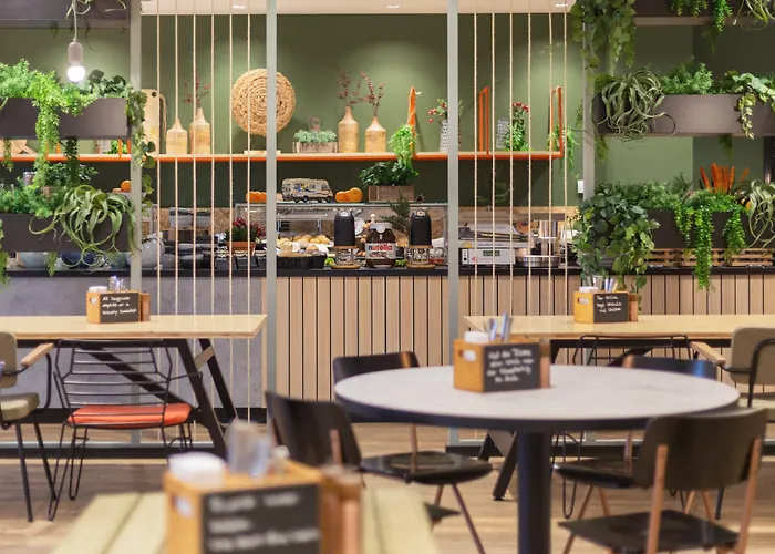 - The Niu, Amity By Ihg Hotel Potsdam