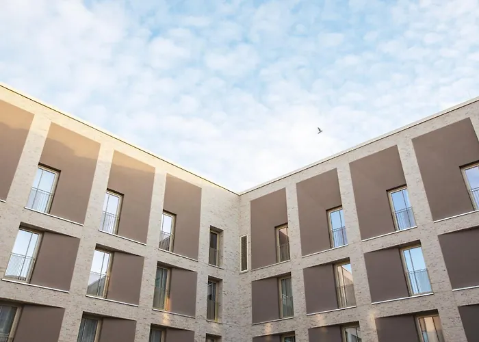 - The Niu, Amity By Ihg מלון